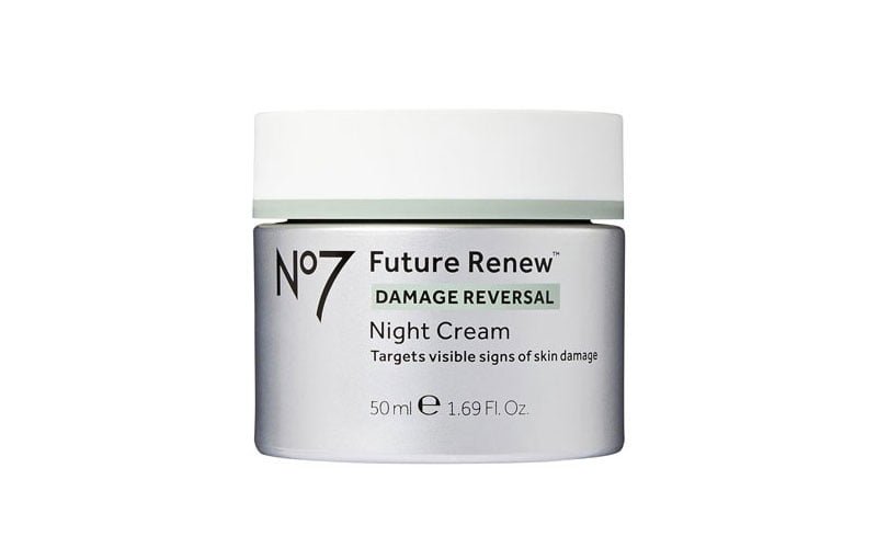 Read more about the article No7 Future Renew Night Cream Review: The Firming Face Cream for Smoother, Youthful Skin